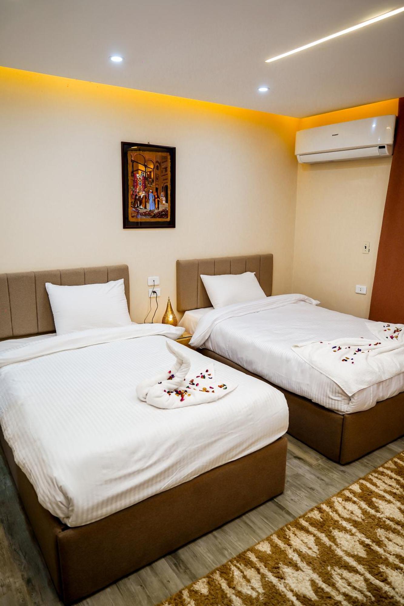 Pyramids Hotel Kafret el-Gabal Kültér fotó